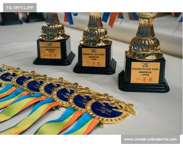 无人机足球赛事奖杯设计灵感源自古代浑天仪，融合科技与传统文化